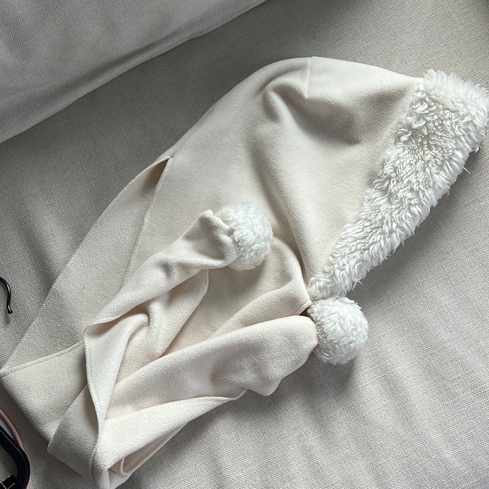 Winter hat - Picture 2 of 4